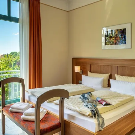 Отель Recknitztal-hotel 4*