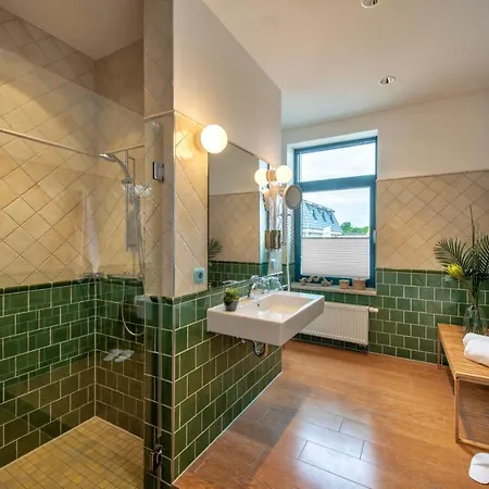 马洛莱科尼兹塔尔酒店 酒店